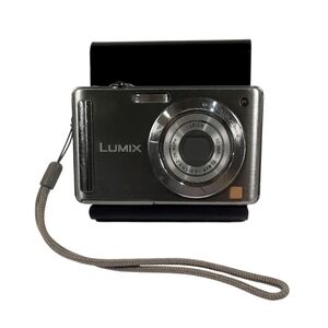 Panasonic Lumix DMC-FS25 12.1MP Digital Camera Silver